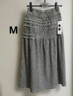 新品 ユニクロ×セシリーバンセン シャーリングスカート Mサイズのサムネイル