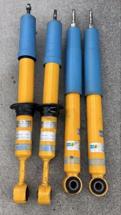 BILSTEIN B6-3372J ショックアブソーバー 4本セットのサムネイル