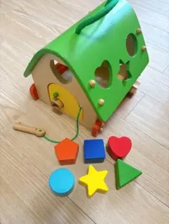 エドインター あそびのおうち　知育玩具　型はめパズル　積み木