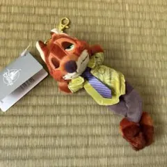 ディズニーストア　ニック　ぬいぐるみキーホルダー　キーチェーン　ズートピア