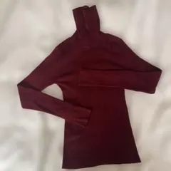 リブ編み バーガンディ タートルネック セーター
