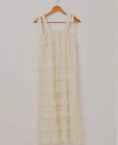 【完売品】Meridian ティアードフリルキャミワンピース　アイボリー