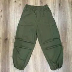 GU スーパーワイドカーゴパンツ Mサイズ オリーブ