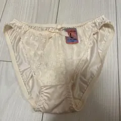 Item thumbnail for item 085817e6-79f8-4ea6-8cc7-610ebc9181b4