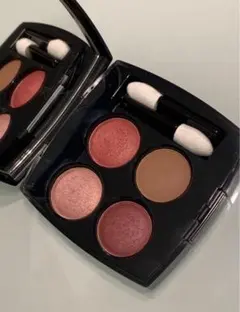 人気⭐︎CHANEL LES 4 OMBRES