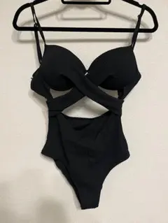 【未使用】ワンピース水着 クロスデザイン