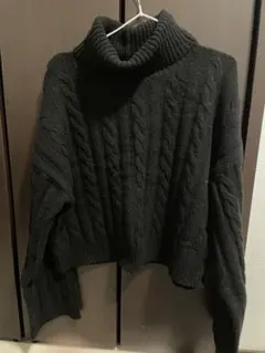 GU パフィータッチクロップドタートルネックセーター(長袖)