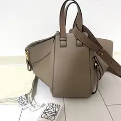 超美品ロエベ LOEWE ハンモックバッグ スモール サンドミンク