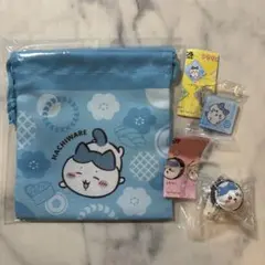 くら寿司 ちいかわ ハチワレ 巾着 フィギュア 缶バッジ セット - メルカリ