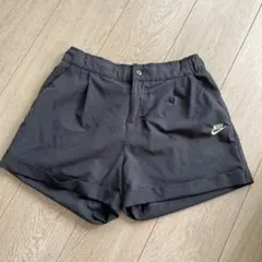 Nike グレー　ショートパンツ　Mサイズ