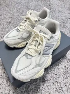 ニューバランスU9060ECAホワイト23.5cm
