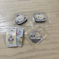 ちいかわ×くら寿司　マグネットシート 缶バッジ ハチワレ＆ラッコ セット