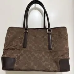 COACH シグネチャー トートバッグ ブラウンのサムネイル