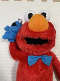 セサミストリート エルモ パペット ぬいぐるみ - メルカリ