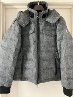 ブルー ダウンジャケット