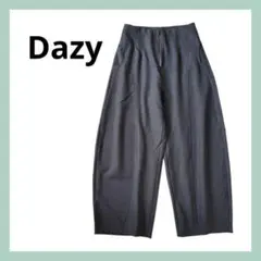 新品タグ付き Dazy バレルレッグ ワイドパンツ 前ファスナー ポケット
