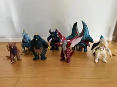 怪獣フィギュアセット 8体