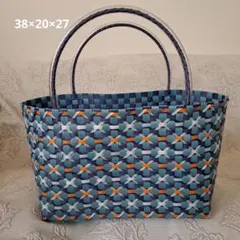 Item thumbnail for item 2ff77194-9e9e-4ab0-a089-252355fbe912