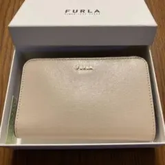 FURLA  フルラ　二つ折り財布　　未使用品　　ピンクベージュ