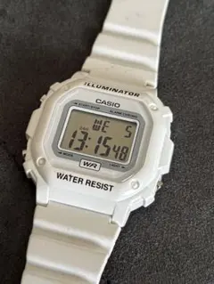 CASIO デジタル腕時計 F-108WHC ホワイトのサムネイル