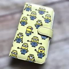 新品・未使用　ミニオン　スマホケース　カードケース・ミラー付きのサムネイル