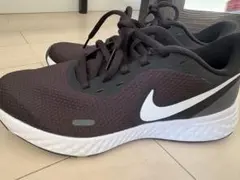Nike Revolution ランニングシューズ ブラック/23cm
