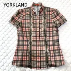 YORKLAND ヨークランド　半袖ブラウス　チェック　ピンク系