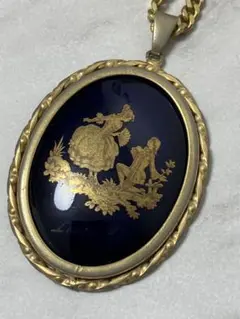 LIMOGES　リモージュ　ペンダントネックレス　ゴールド色のサムネイル