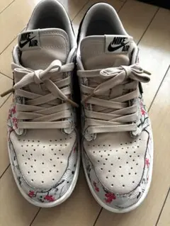 Air Jordan 1 Retro Low OG SP "Cranes"のサムネイル