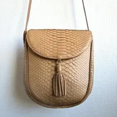 リアルレザーベージュ 蛇ヘビスネークスキン未使用ショルダーバッグ美品