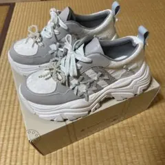 MAJESTIC LEGON シナモロール コラボ 厚底スニーカーのサムネイル