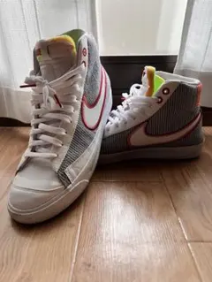 NIKE Blazer Mid 77 ハイカットスニーカー