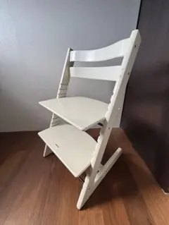 ストッケ　トリップトラップ　ベビーチェア　ホワイト①