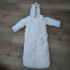 【未使用】baby GAP ベビーアウター 6-12ヶ月 ホワイト