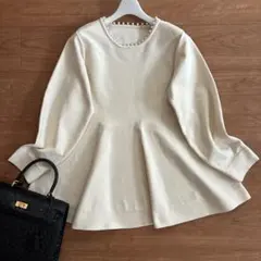 ストロベリーフィールズ ニット