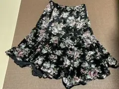 レストローズ　黒花柄アシンメトリーベロアスカート　M