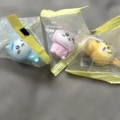 ちいかわ　インテリアミニフィギュア　パジャマ　うさぎ　ハチワレ　3個セット