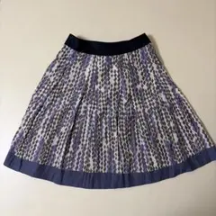 スカートのサムネイル
