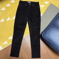 アーバンリサーチ　デニムパンツ　古着　ブラック　レディース36 ストレッチあり