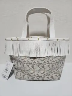フリンジ付き迷彩トートバッグ