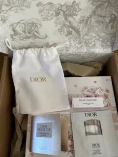 Dior ギフトボックス&トライアルセット