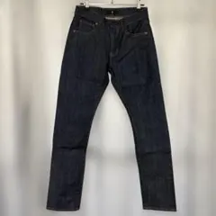 UNIQLO ダークブルー ストレートデニム