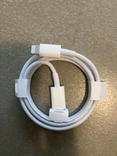 iPhone充電器　タイプC、ライトニングケーブル