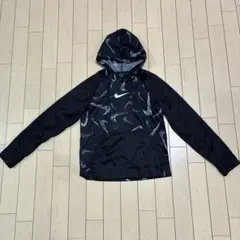 Nike ブラック パーカー 70（10-12歳）130〜140