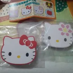 サンリオ　minimini折りたたみテーブル　ダイカットキティ　セット！