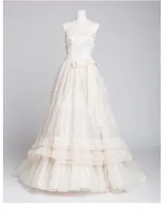 3月末で処分！処分価格オフホワイト ウェディングドレス 7号　ジルスチュアート