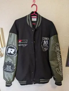 Item thumbnail for item 38c7eeeb-d45c-452e-893c-039d69cf7c37