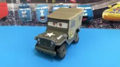 トミカ カーズ サージ