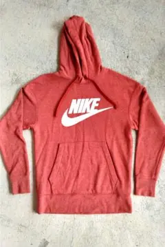 【極美品】NIKE　パーカー　フーディー　 朱色　S