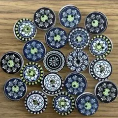 エスニック柄　緑系　20個　15mm 木のボタン　ウッドボタン